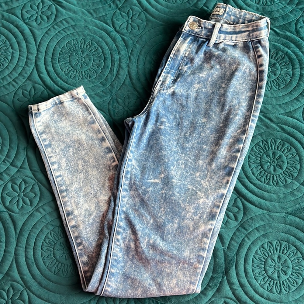 High Waisted Jean